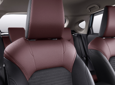 Synthetic Leather (SGX Only) + Fabrics Material Didesain khusus untuk memberikan kenyamanan luar biasa bagi pengemudi dan semua penumpang.